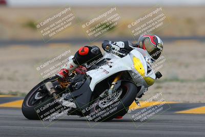 media/Jan-14-2023-SoCal Trackdays (Sat) [[497694156f]]/Turn 4 Set 1 (1020am)/